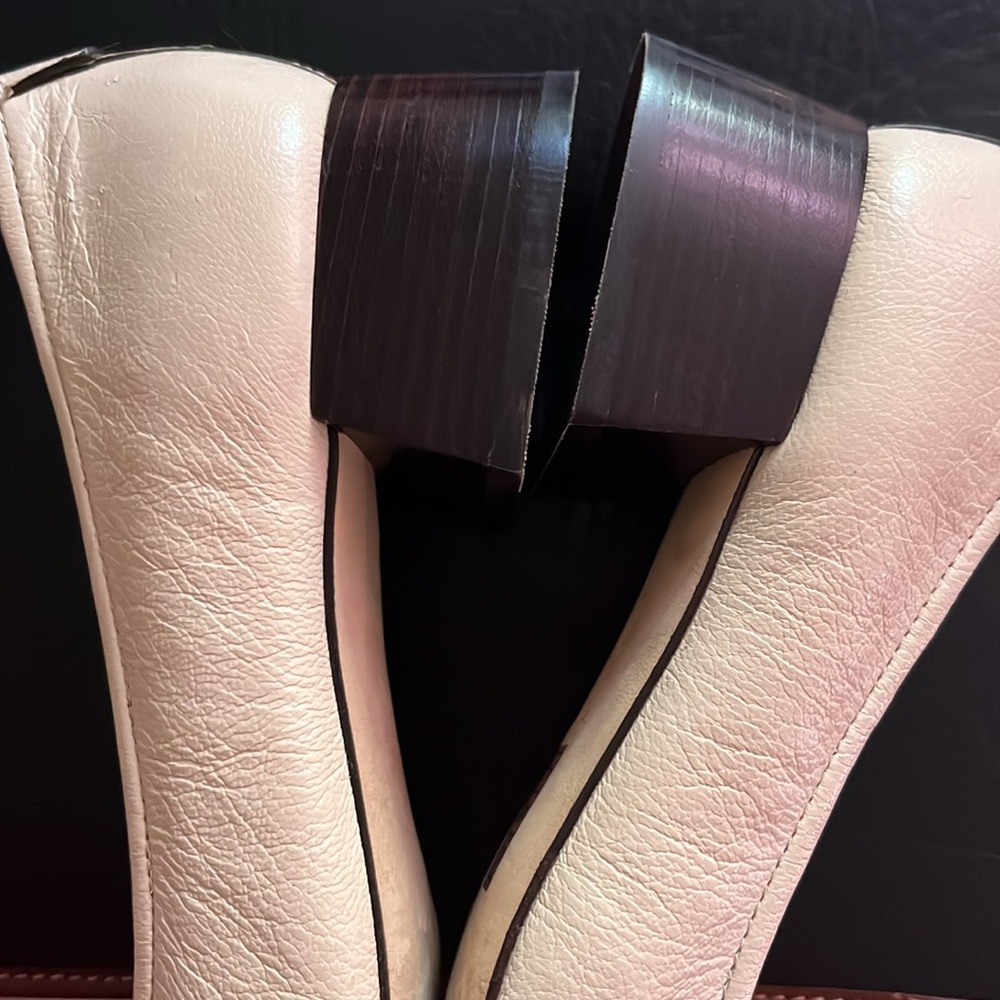 Tory BurchSize 8 M 1.5 inches heel - Picture 9 of 11